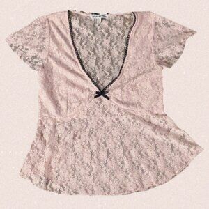 🌸 Pretty Garbage Pink Floral Lace Top – Size Large